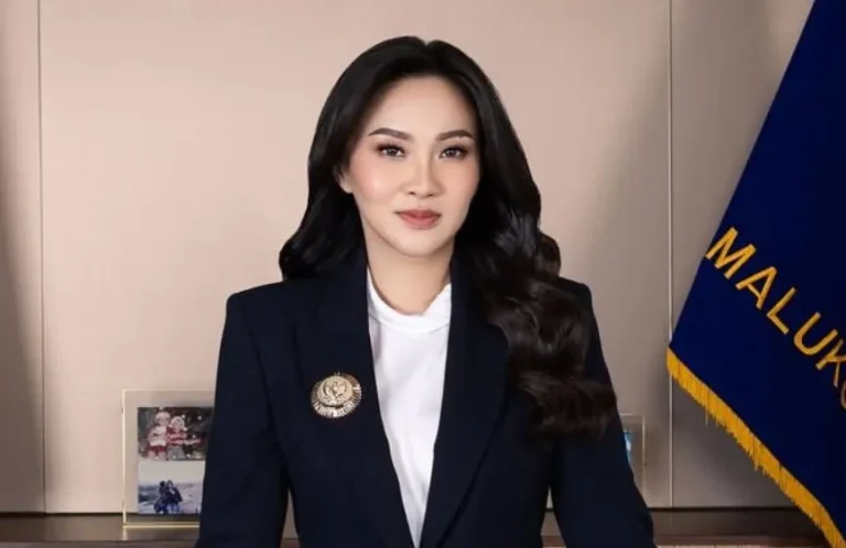 Sherly-Tjoanda-2796829563