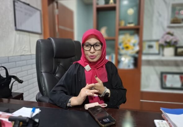 Dirut-RSUD-Chasan-Boesoirie-Ternate-dr-Alwia-Assagaf