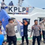 Distribusi-bantuan-ke-warga-terdampak-gempa-Malut-3